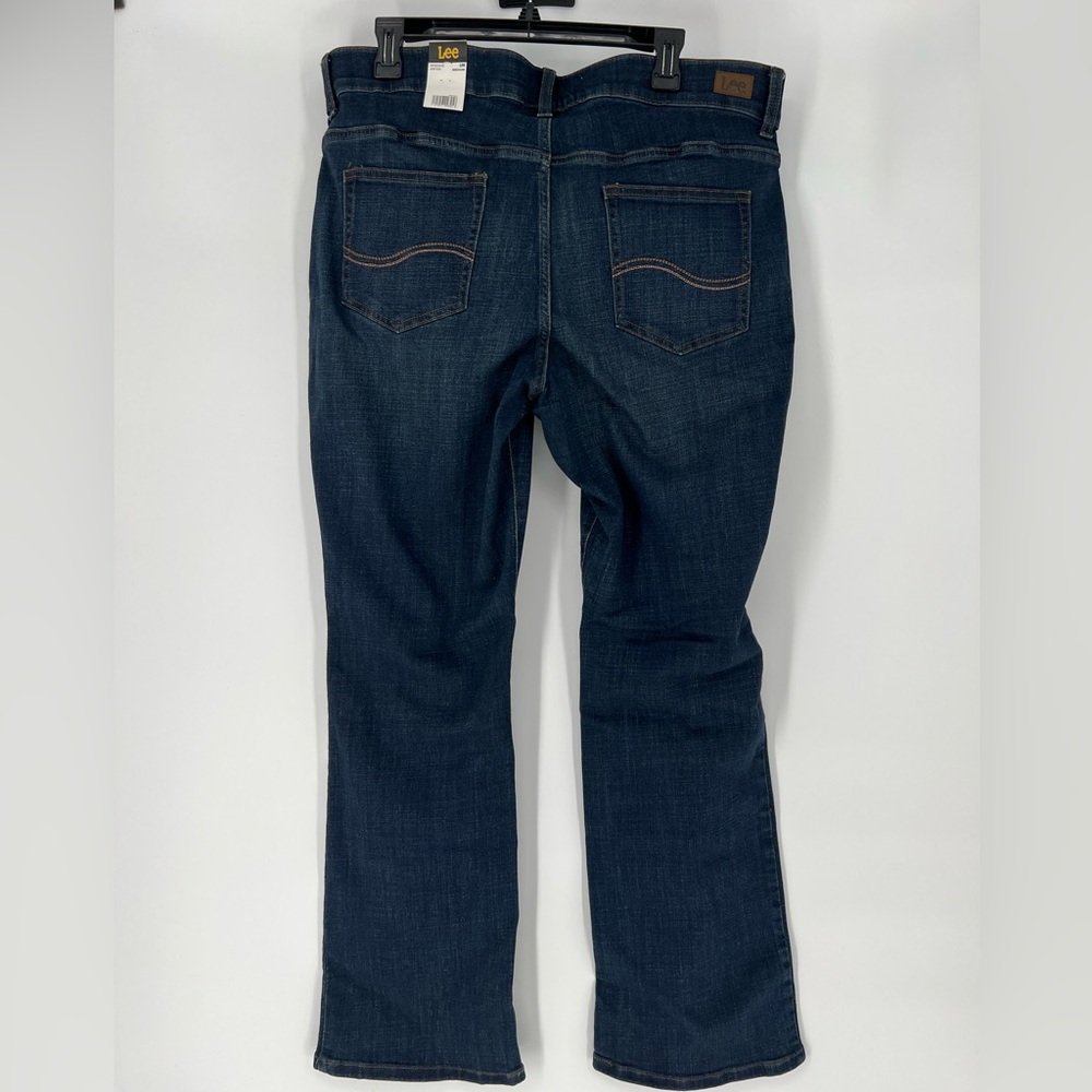 LEE RENEGADE FLEX MOTION REGULAR FIT MIDRISE BOOTCUT DARK BLUE JEANS - Picture 6 of 14